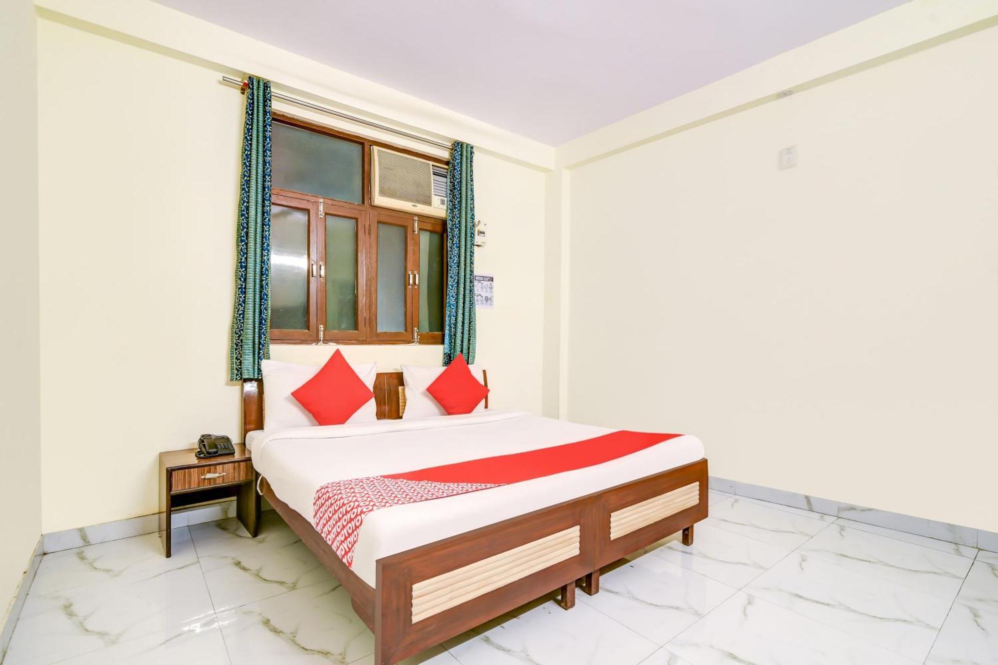 Hotel O 74192 Vishwakarma Palace Дели Экстерьер фото
